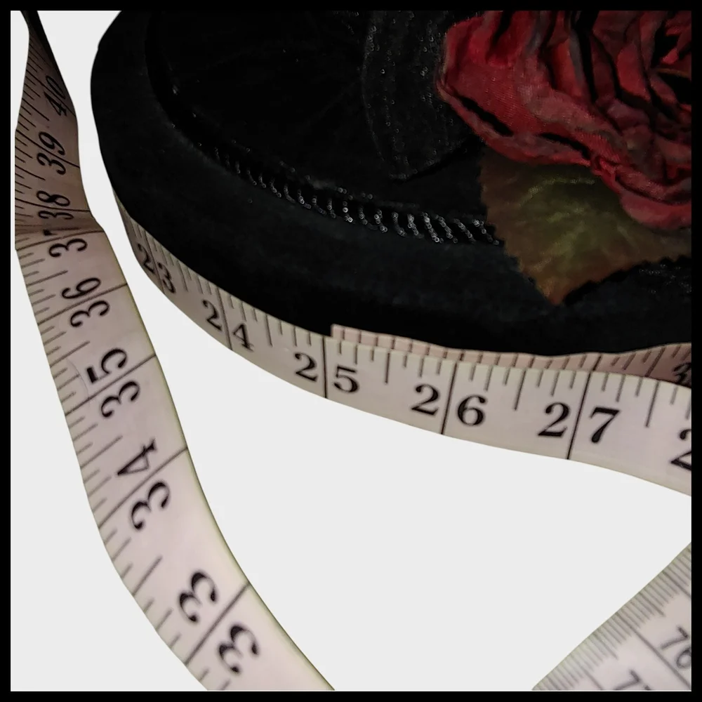 Decorative Small Velvet Hat Bot